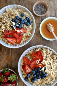 Quinoa Breakfast Bowl with Berries and Nuts